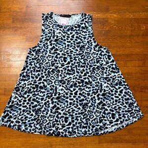 Shiela Rose Leopard Sleeveless Stretch Tank Top L